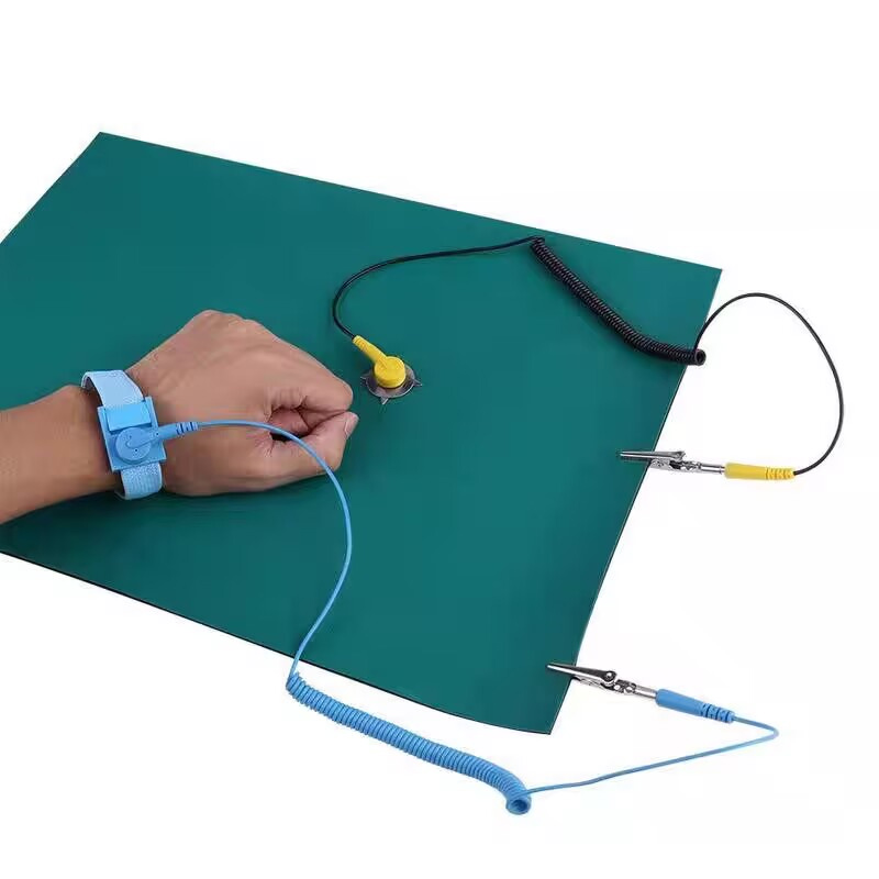 High Quality Watchmaker Watch  - Electronics Repair Mat review and price